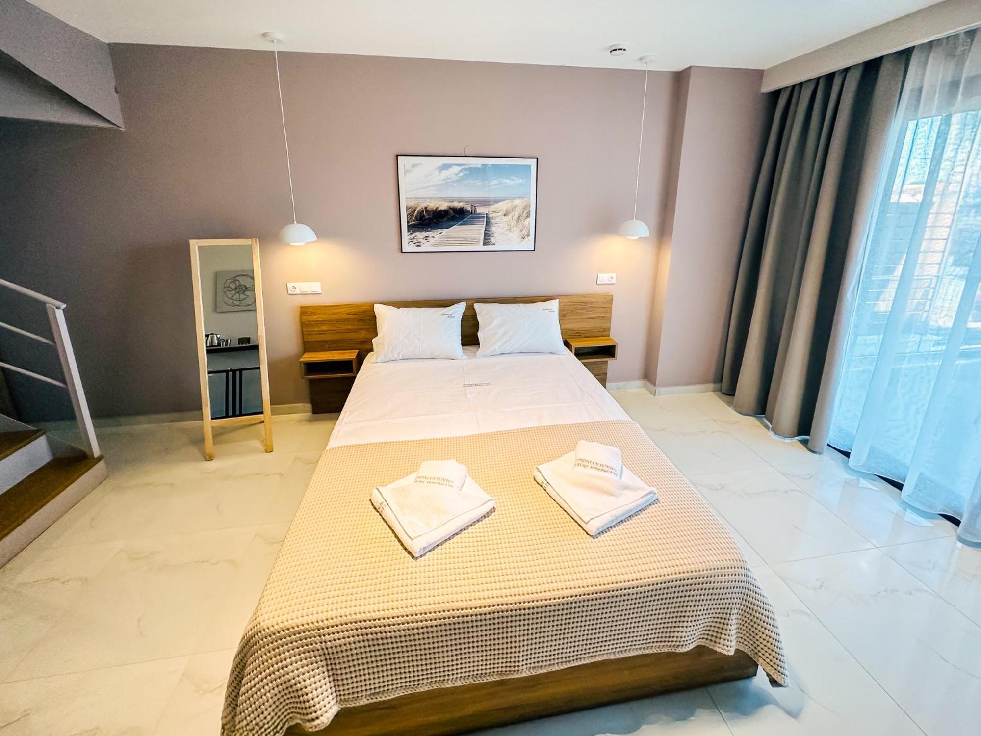 Aparthotel Sithonian Sunset Luxury - Nikiti Cozy Getaways Extérieur photo