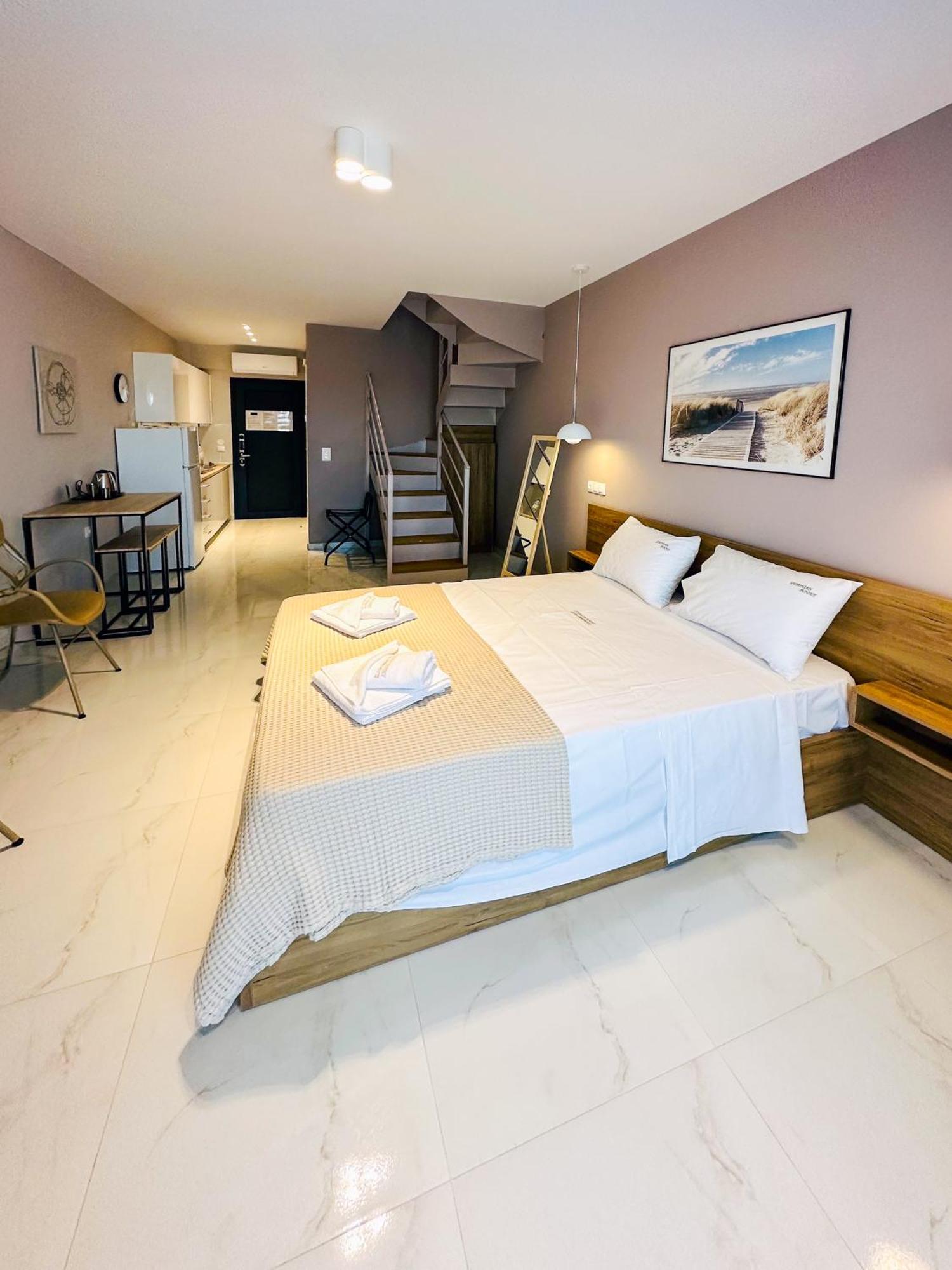 Aparthotel Sithonian Sunset Luxury - Nikiti Cozy Getaways Extérieur photo